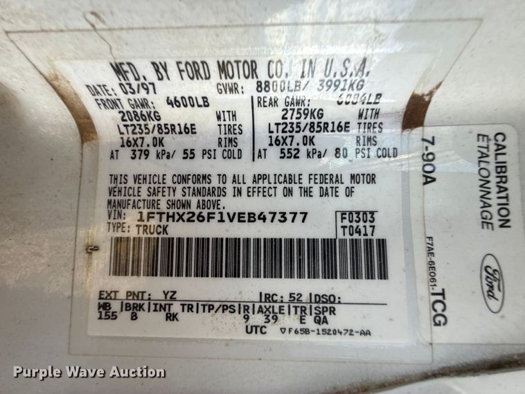 image for item EP0936 1997 Ford F250 SuperCab truck cab and chassis