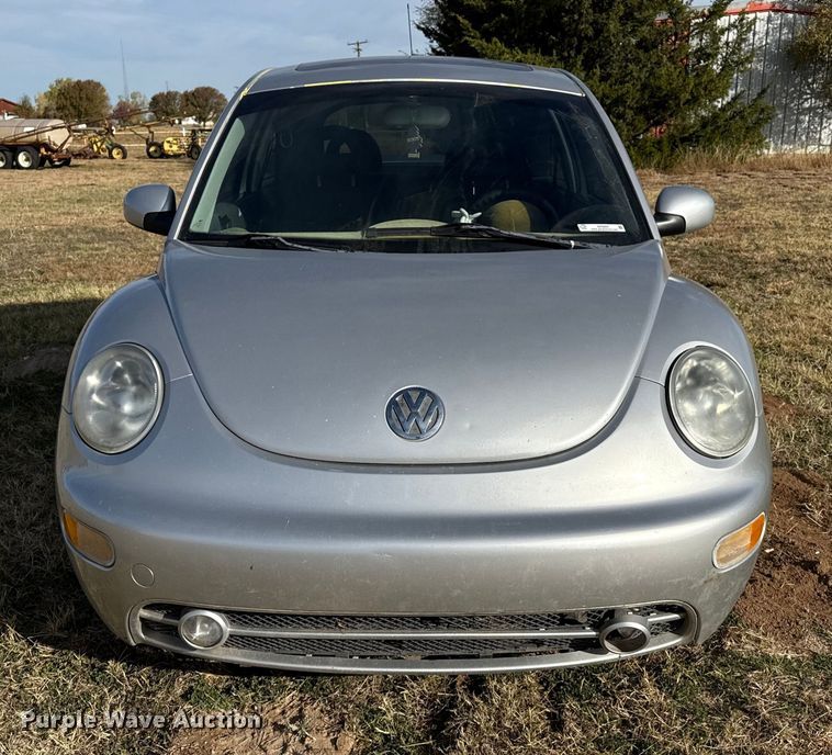 image for item EP0937 2001 Volkswagen New Beetle 