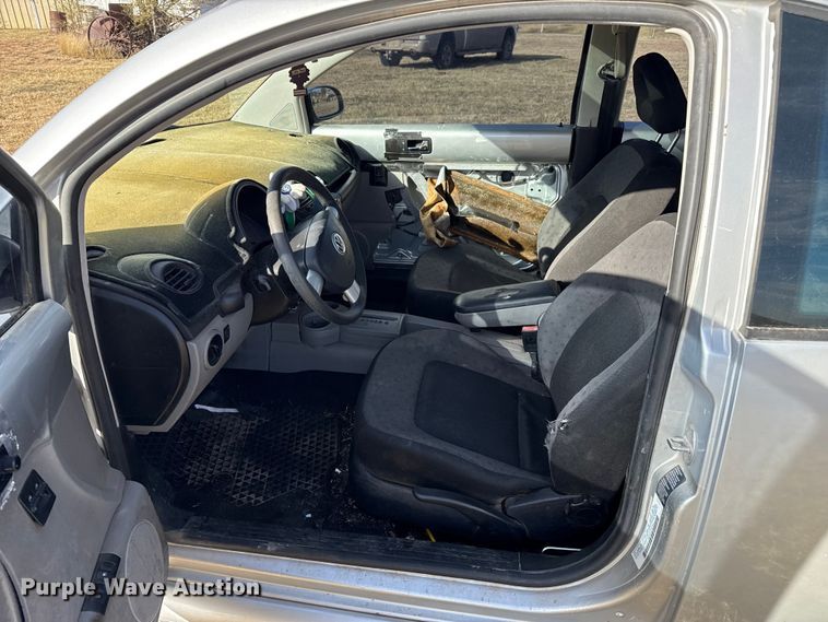 image for item EP0937 2001 Volkswagen New Beetle 