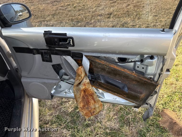 image for item EP0937 2001 Volkswagen New Beetle 