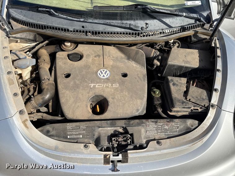 image for item EP0937 2001 Volkswagen New Beetle 