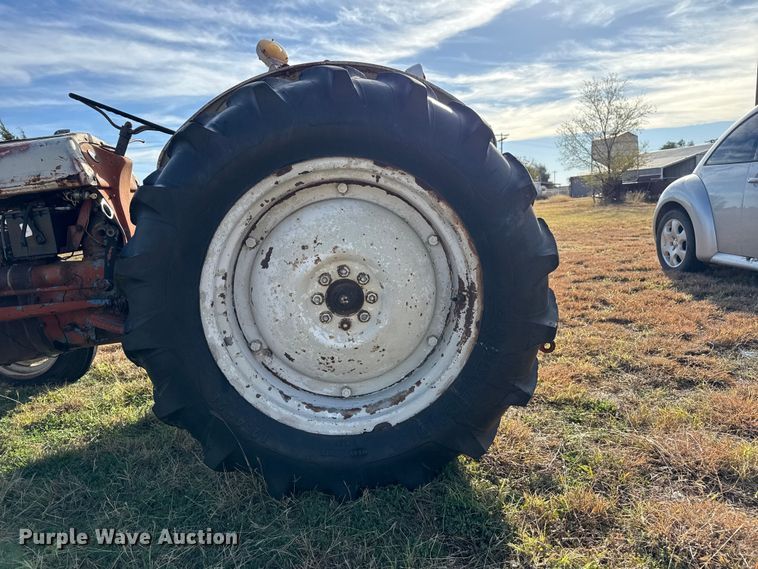 image for item EP0938 1942 Ford 9N tractor