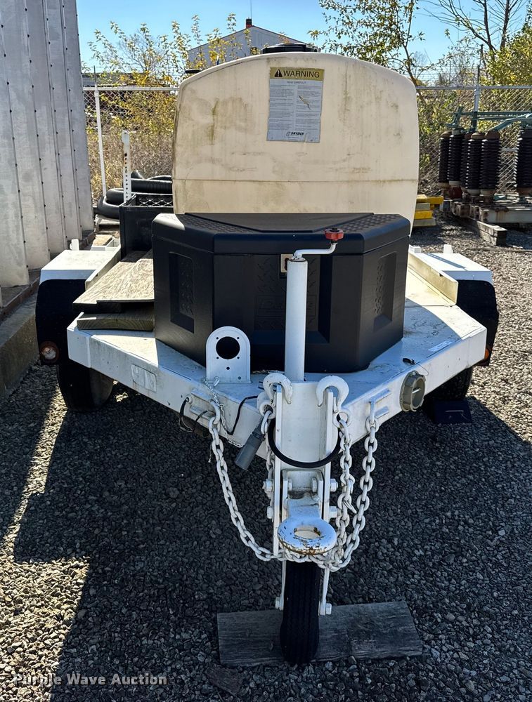 image for item ER0235 1976 Inland sprayer trailer