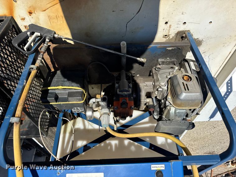 image for item ER0235 1976 Inland sprayer trailer