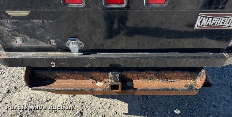 image for item ER0236 2011 Chevrolet Silverado 3500HD Ext. Cab flatbed pickup truck