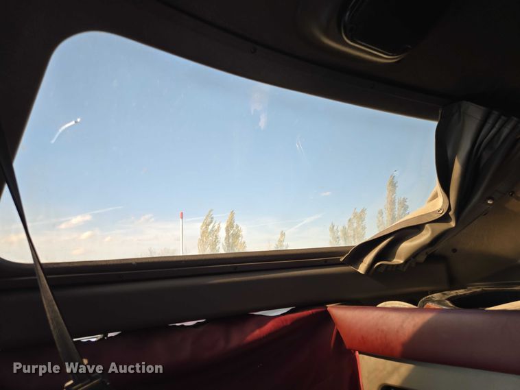 image for item ES2516 2012 Kenworth T660 semi truck