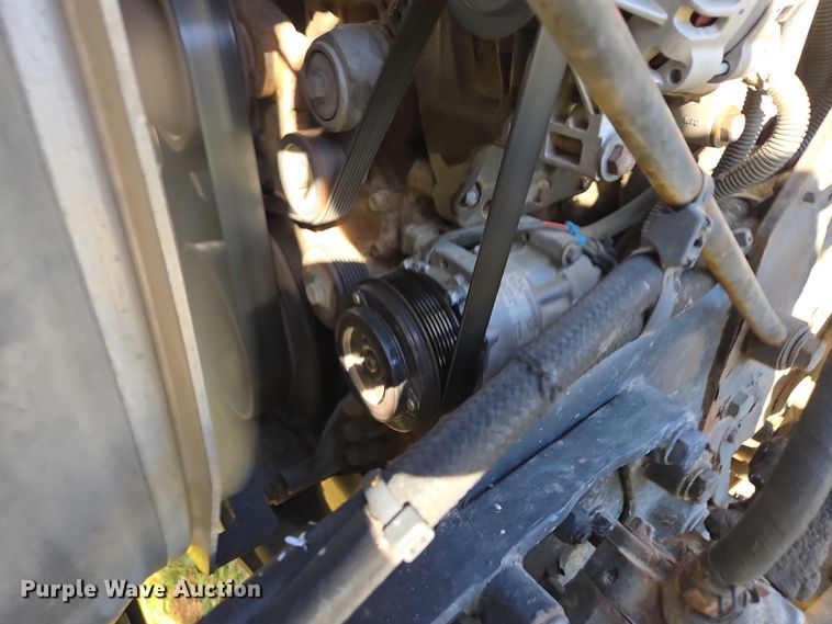 image for item ES2516 2012 Kenworth T660 semi truck