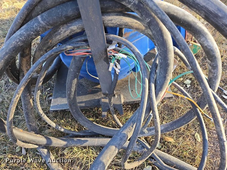 image for item ES2535 Sulzer XFP105J-CB2-PE860/4 pump