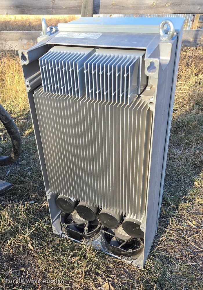 image for item ES2535 Sulzer XFP105J-CB2-PE860/4 pump