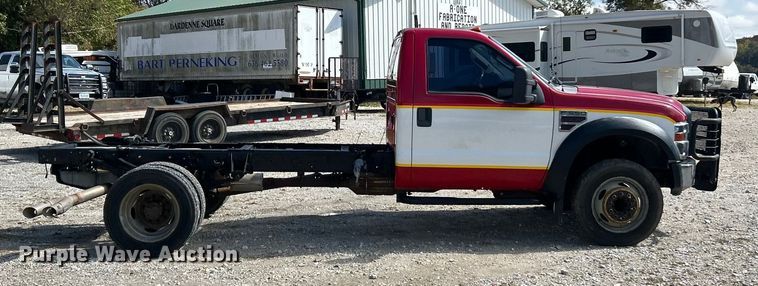 image for item ET3323 2008 Ford F550 truck cab and chassis