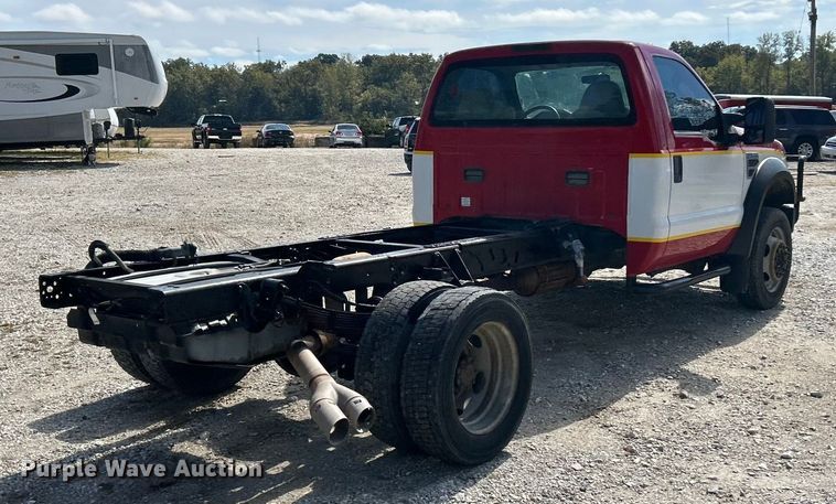 image for item ET3323 2008 Ford F550 truck cab and chassis