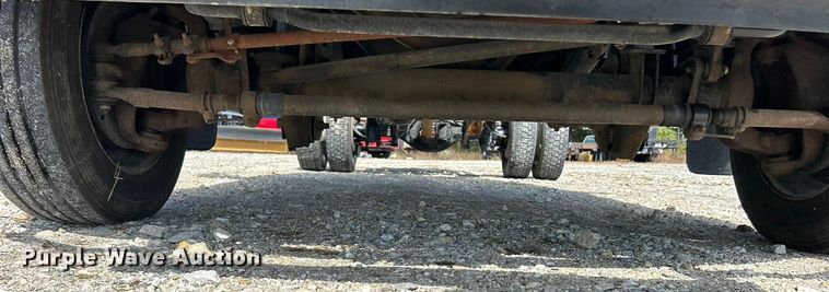 image for item ET3323 2008 Ford F550 truck cab and chassis