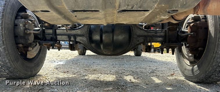 image for item ET3323 2008 Ford F550 truck cab and chassis