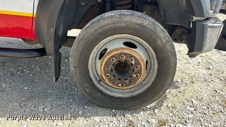 image for item ET3323 2008 Ford F550 truck cab and chassis