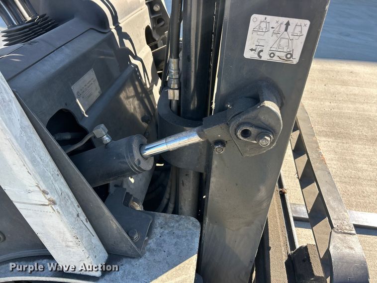 image for item ET3365 2016 UniCarriers PF50 forklift