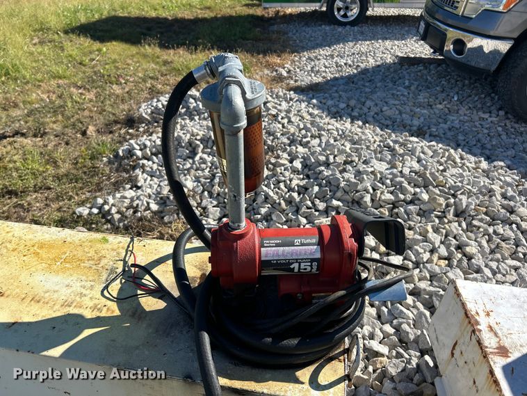 image for item ET6514 (2) L-shaped fuel tanks