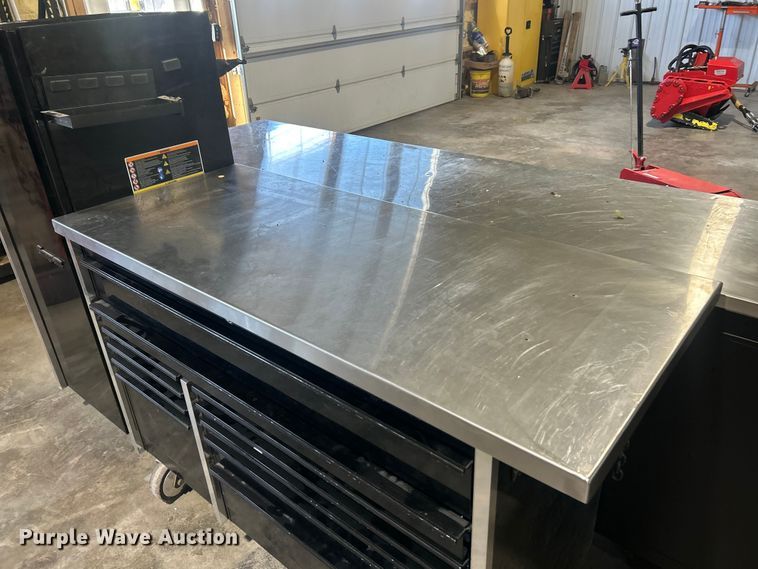 image for item ET6546 (2) toolboxes