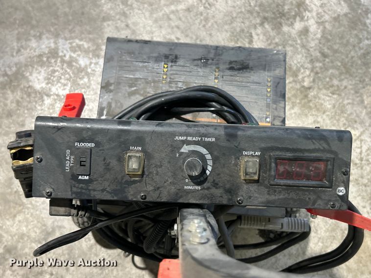 image for item ET6554 Blue Point charger / jump pack