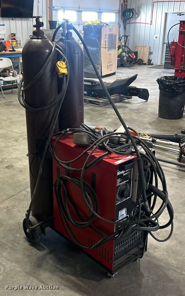 image for item ET6557 Snap-On M350XL welder