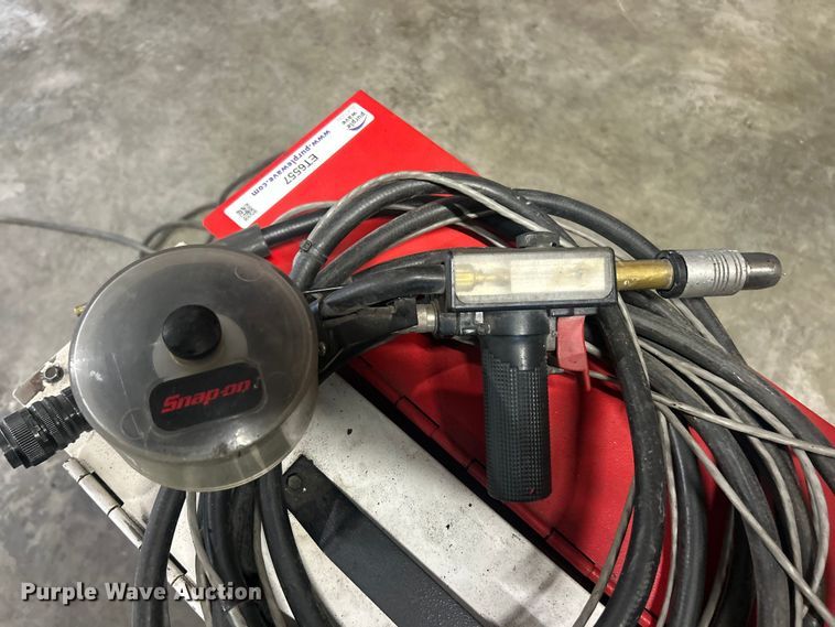 image for item ET6557 Snap-On M350XL welder