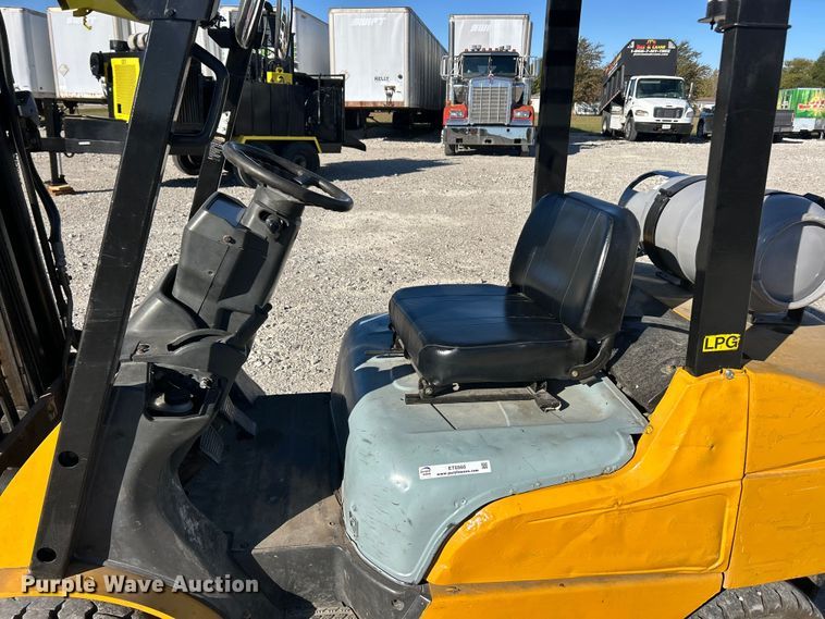 image for item ET6560 Mitsubishi FG25N forklift