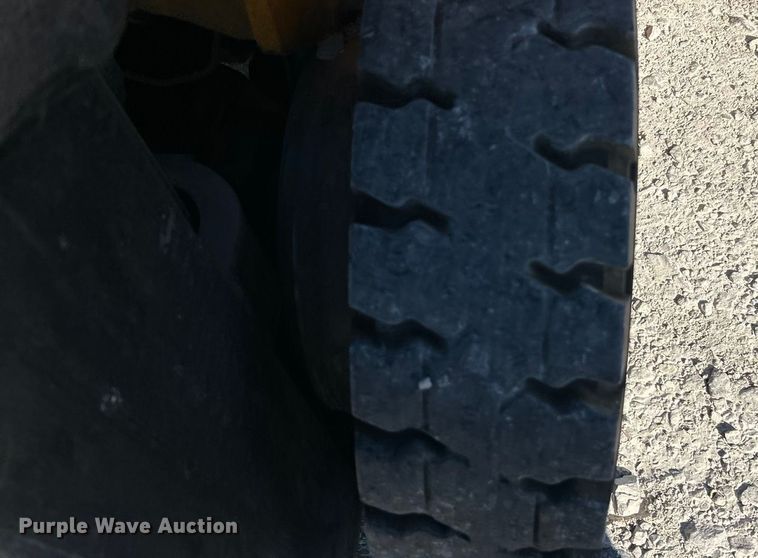 image for item ET6560 Mitsubishi FG25N forklift