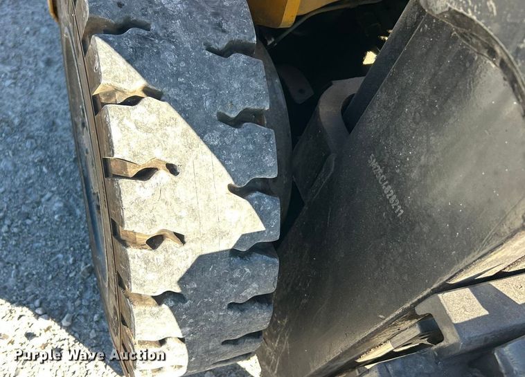 image for item ET6560 Mitsubishi FG25N forklift