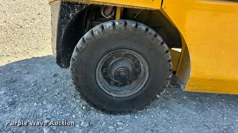 image for item ET6560 Mitsubishi FG25N forklift