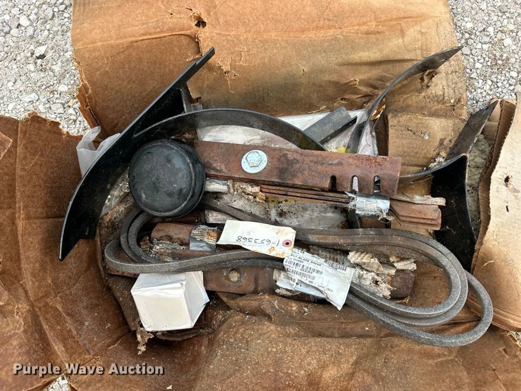 image for item ET6566 Exmark LHP5220KC ZTR lawn mower