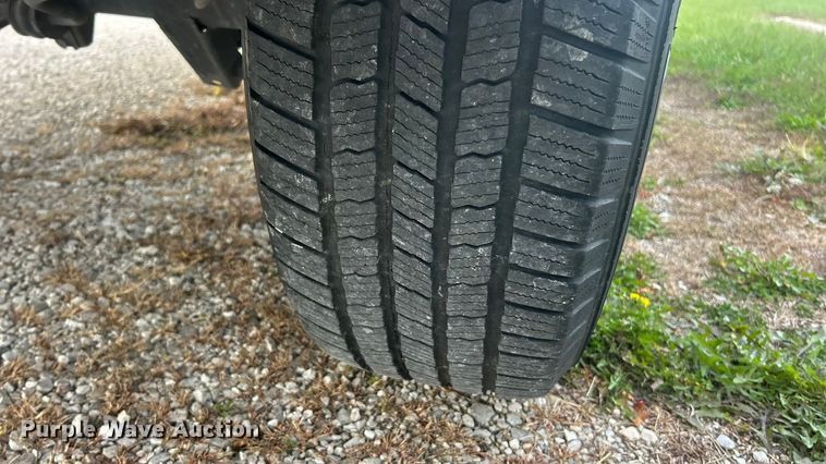 image for item ET6568 2017 Nissan Titan pickup truck