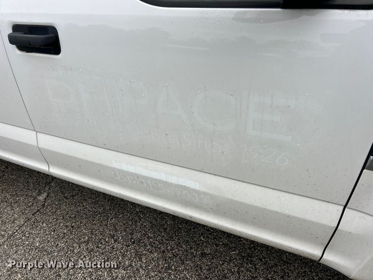 image for item ET6571 2019 Ford F250 Super Duty Crew Cab pickup truck