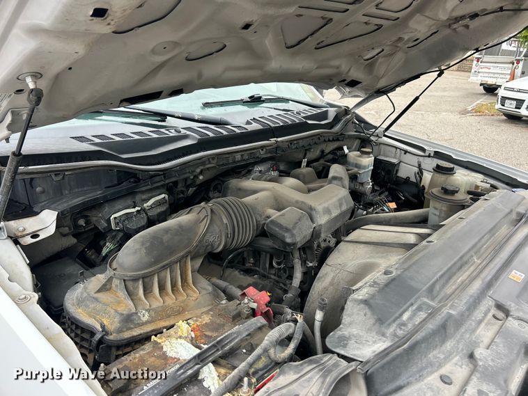 image for item ET6571 2019 Ford F250 Super Duty Crew Cab pickup truck