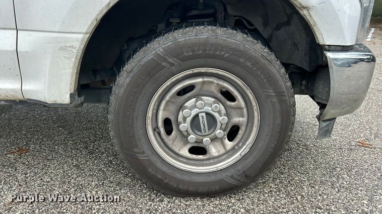 image for item ET6571 2019 Ford F250 Super Duty Crew Cab pickup truck