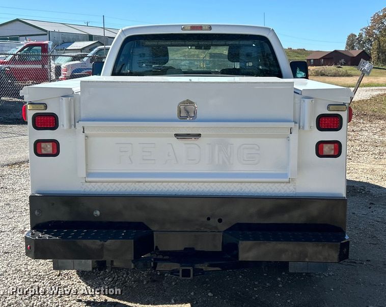 image for item ET6594 2012 Ford F250 Super Duty XL SuperCab utility bed pickup truck