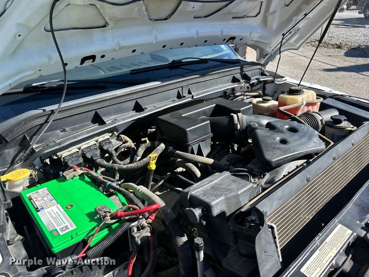 image for item ET6594 2012 Ford F250 Super Duty XL SuperCab utility bed pickup truck