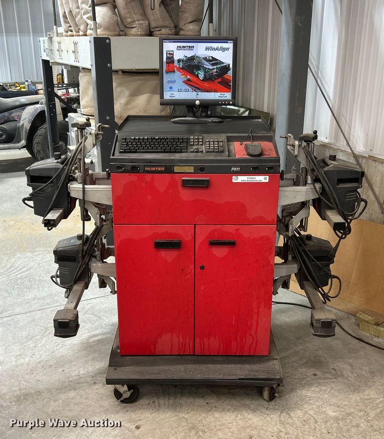 image for item ET6631 Hunter P611 alignment machine