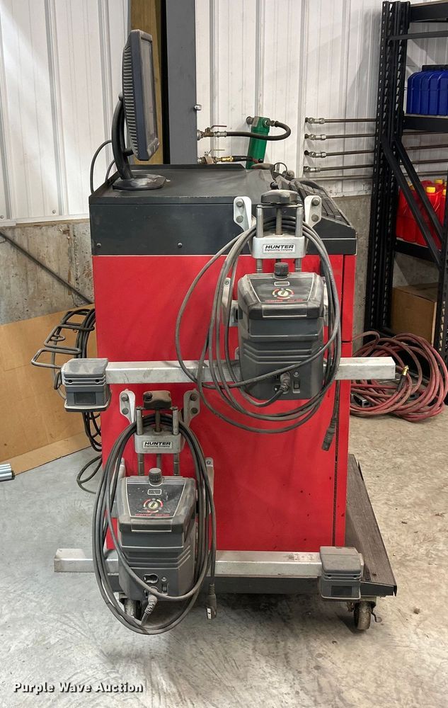 image for item ET6631 Hunter P611 alignment machine