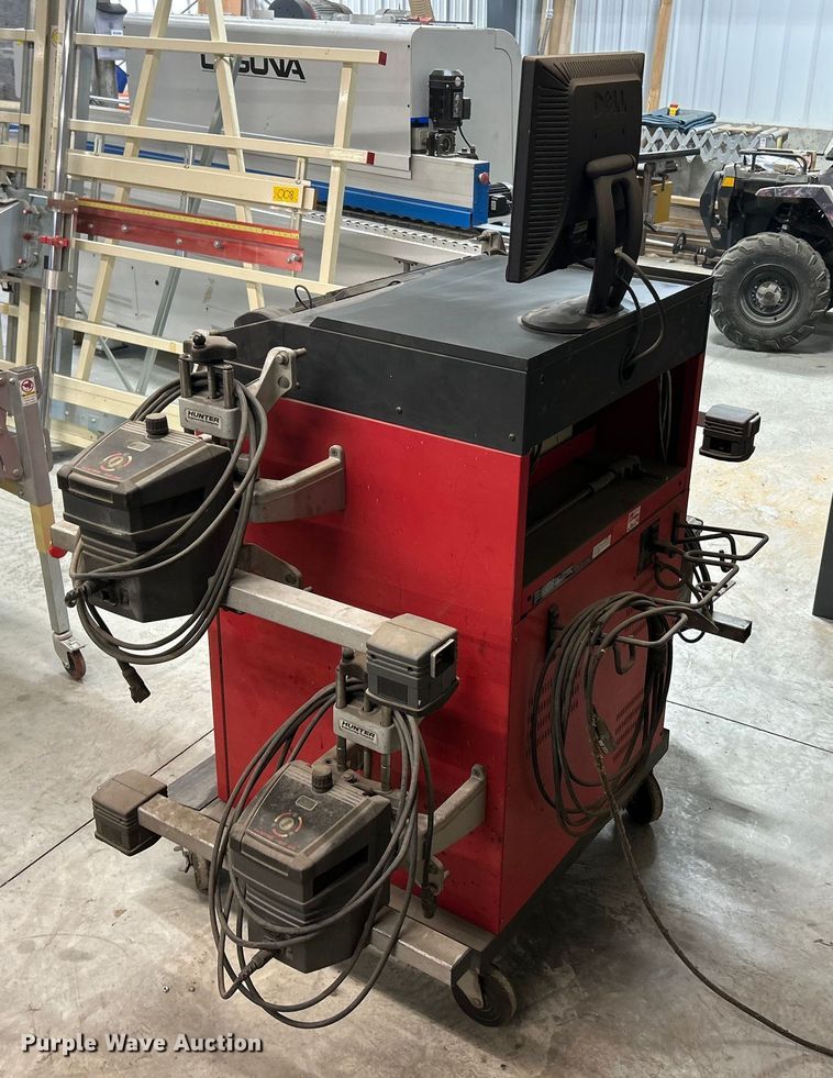 image for item ET6631 Hunter P611 alignment machine