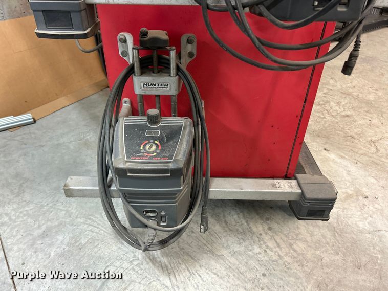 image for item ET6631 Hunter P611 alignment machine