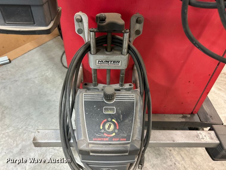 image for item ET6631 Hunter P611 alignment machine