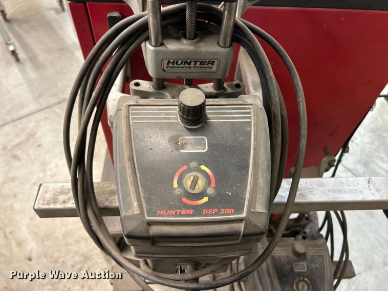 image for item ET6631 Hunter P611 alignment machine