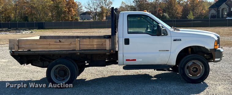 image for item ET6632 2001 Ford F450 Super Duty flatbed truck