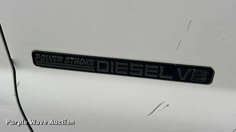 image for item ET6632 2001 Ford F450 Super Duty flatbed truck