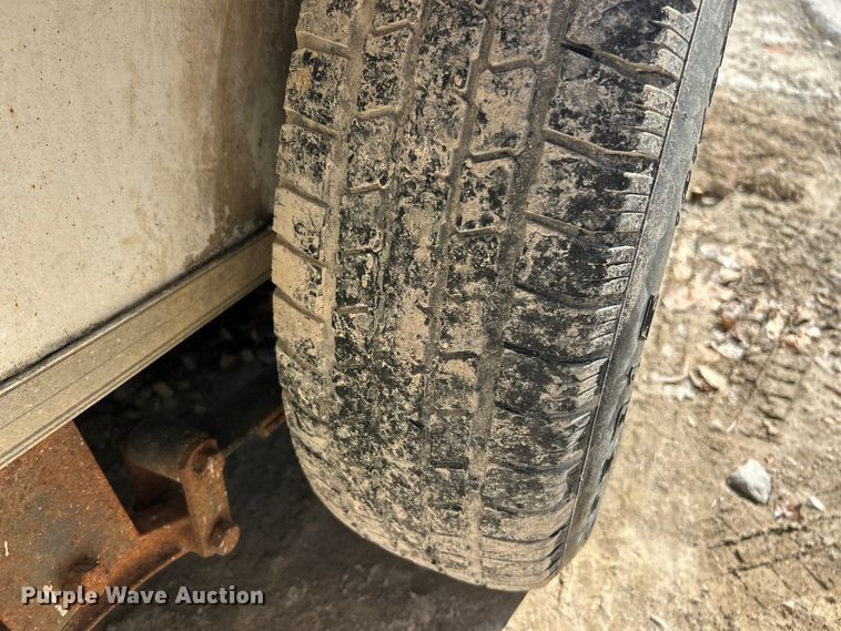 image for item ET6633 2016 Doolittle enclosed cargo trailer