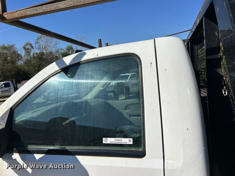 image for item ET6634 2013 GMC Sierra 3500HD flatbed pickup truck