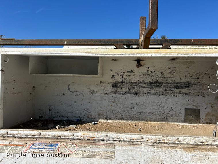 image for item ET6634 2013 GMC Sierra 3500HD flatbed pickup truck