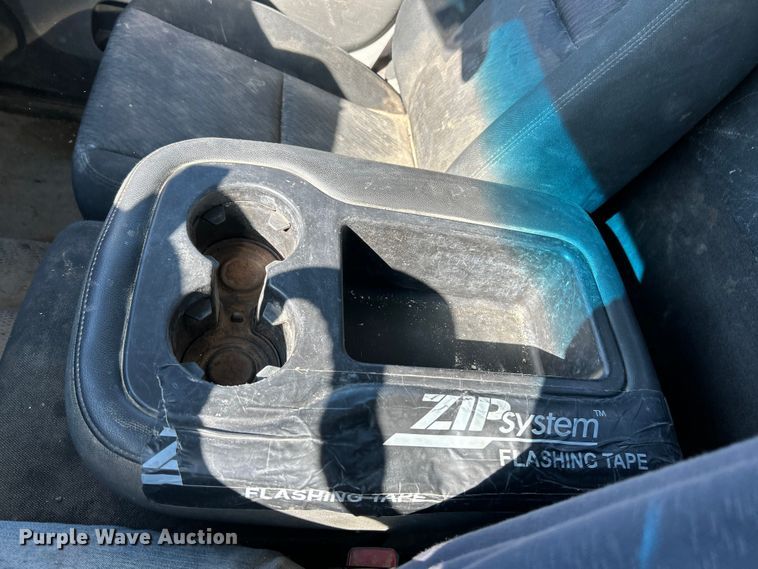 image for item ET6634 2013 GMC Sierra 3500HD flatbed pickup truck