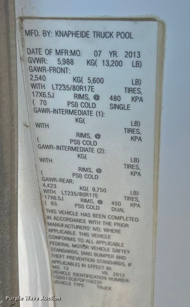 image for item ET6634 2013 GMC Sierra 3500HD flatbed pickup truck