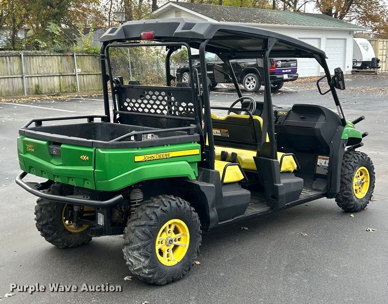 image for item ET6635 2012 John Deere XUV 550 utility vehicle