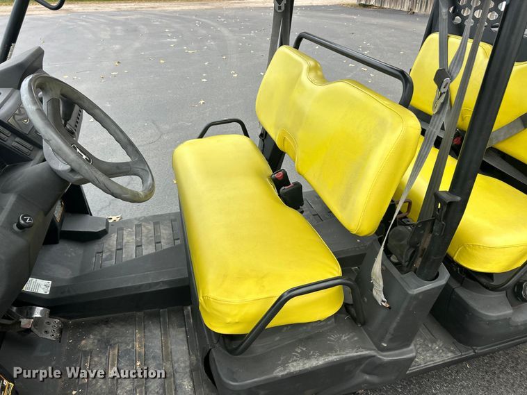 image for item ET6635 2012 John Deere XUV 550 utility vehicle